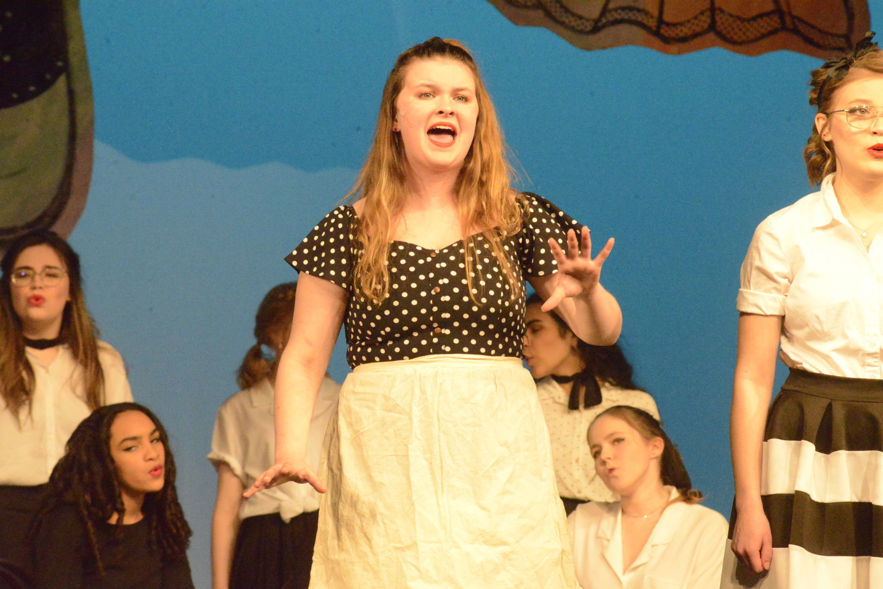031120 moline musical 090.JPG